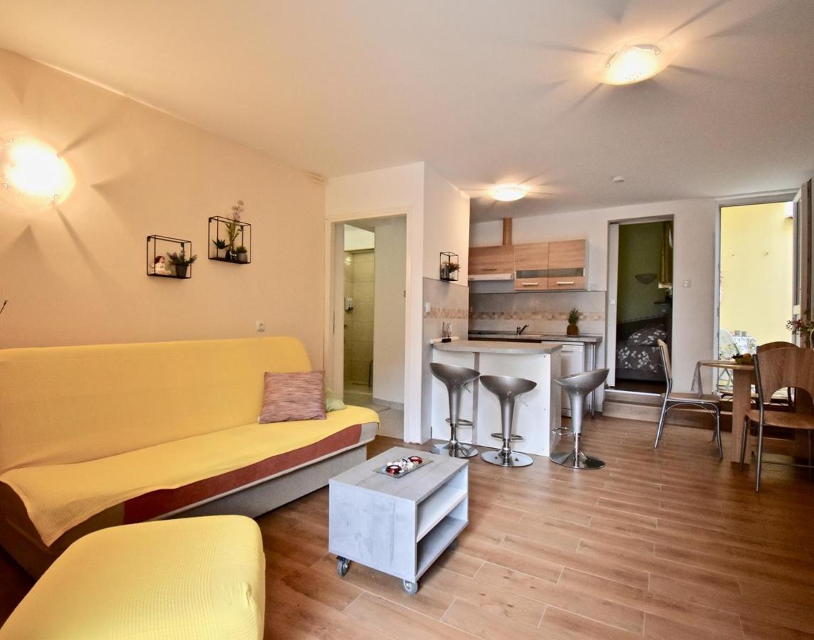 Holiday Apartments Медулин Екстер'єр фото